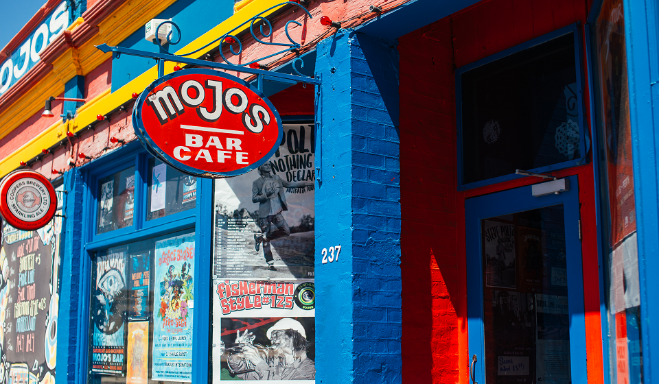 Mojos Bar Cafe